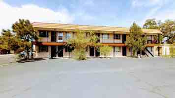 featured image of 320 Tennessee St Se ##11