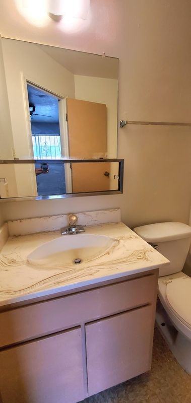 320 Tennessee St Se ##11 - Photo 5 of 14