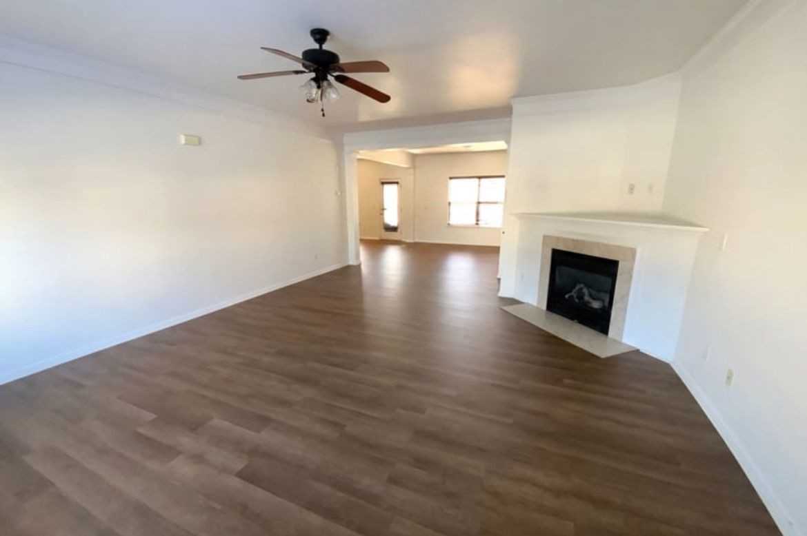 104 S Ranney Way - Photo 6 of 17