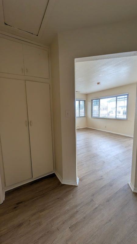 950 Folsom Ave - Photo 7 of 10