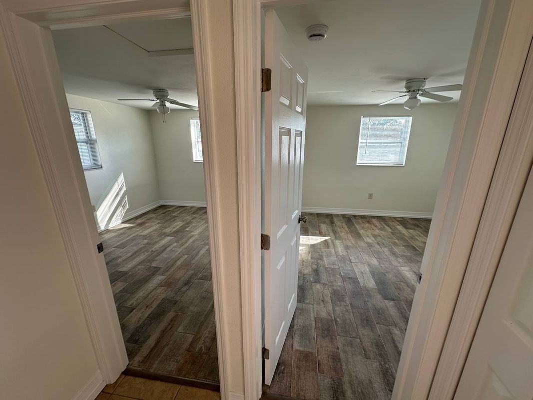 443 90th Ave N - Photo 5 of 12