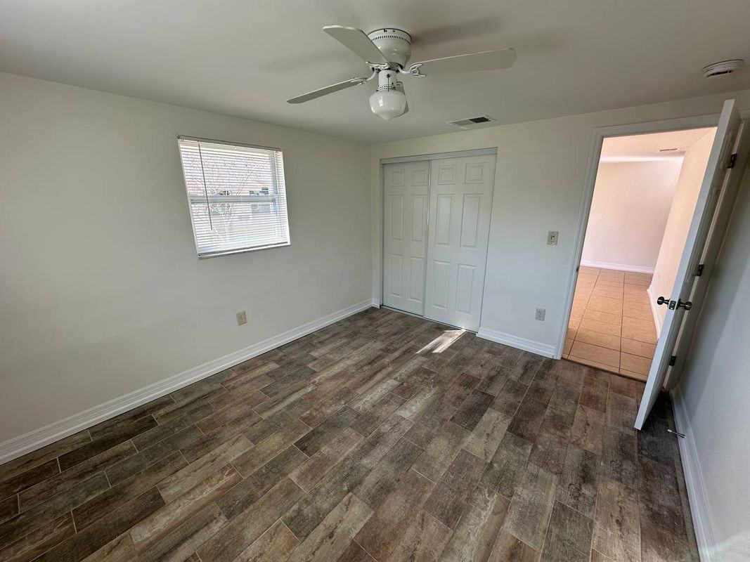 443 90th Ave N - Photo 7 of 12