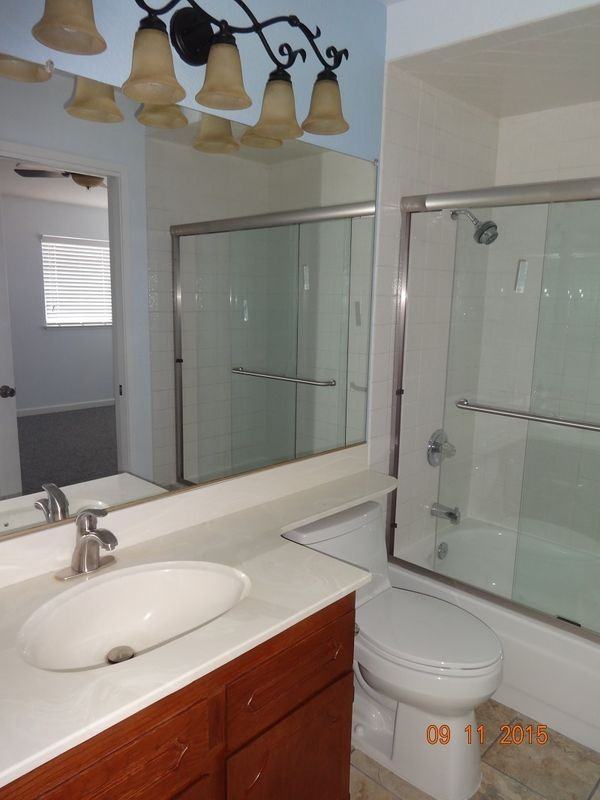 7800 Windsor Ln - Photo 6 of 11