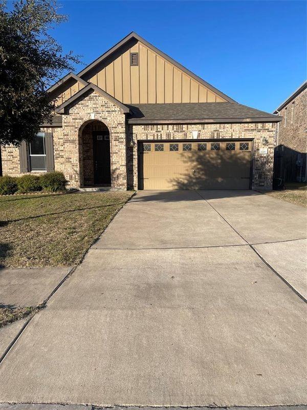 1708 Garamond Ln - Photo 5 of 6