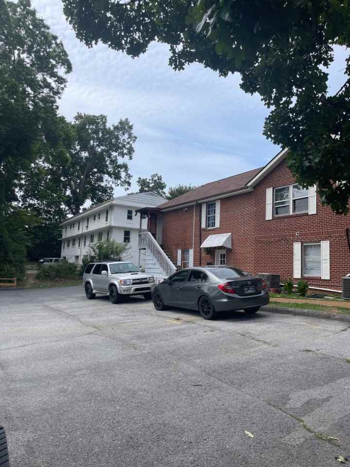 Greenslake Rd - Photo 4 of 9