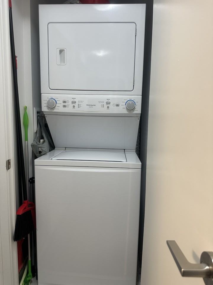 1480 Bayly St #801 - Photo 4 of 18