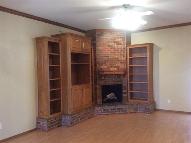 160 N Lakeside Terrace - Photo 3 of 10