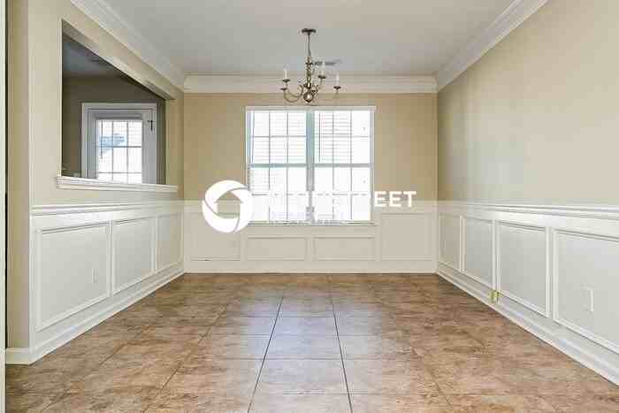 2424 Wood Bend Ln - Photo 6 of 19