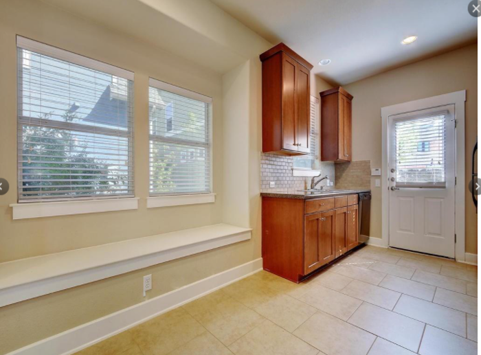 1601 Miriam Ave #203 - Photo 5 of 30