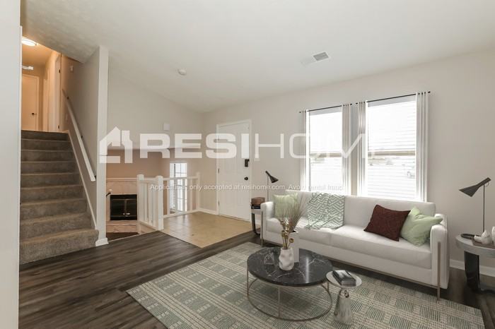 1091 Park West Ct - Photo 5 of 18