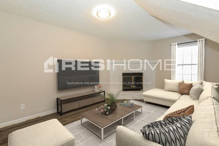 1091 Park West Ct - Photo 6 of 18