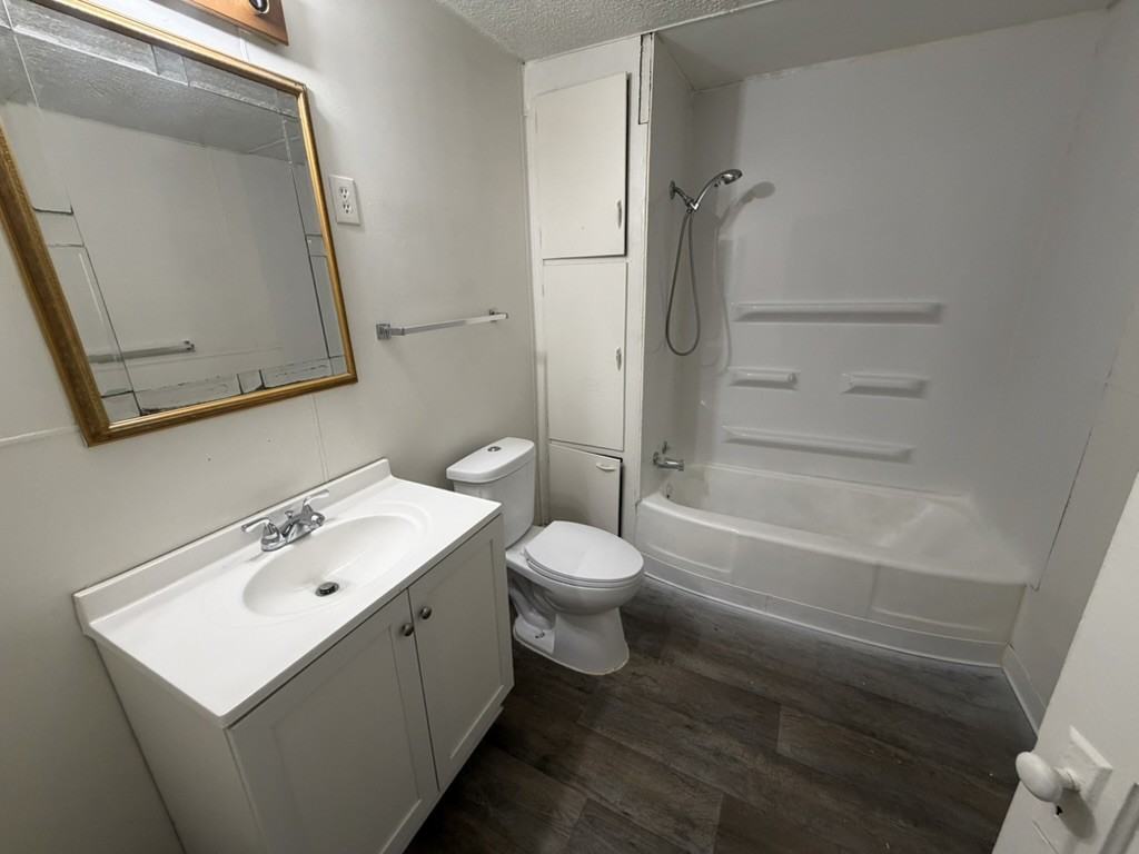 1723 N 11th St #3 - Photo 6 of 12