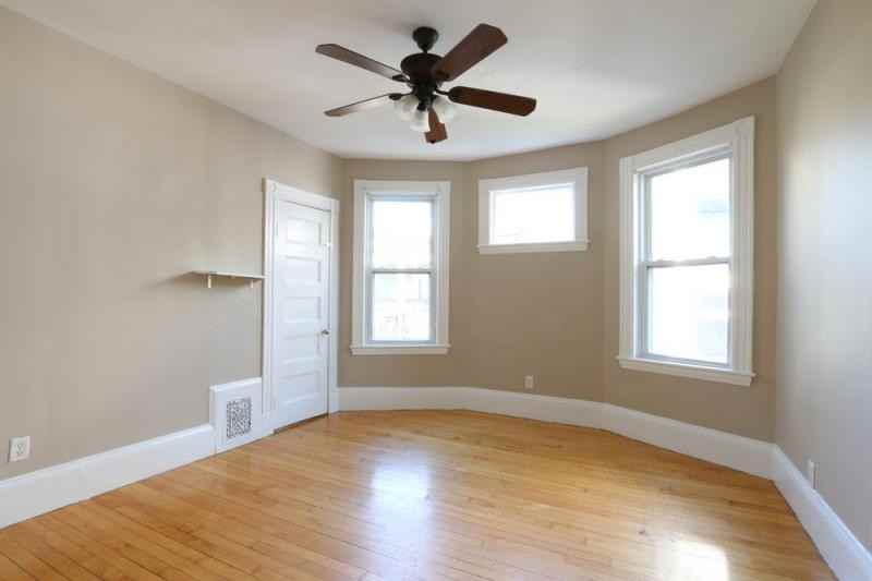 1 Parker Hill Ter #2 - Photo 3 of 17
