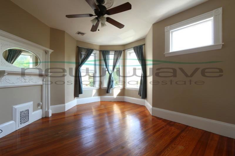 1 Parker Hill Ter #2 - Photo 5 of 17