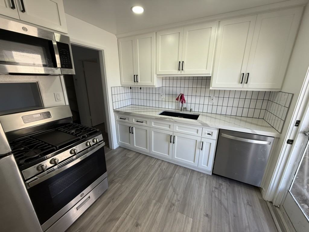 51 Geneive St #51 - Photo 2 of 20