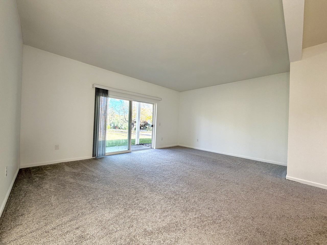 100 Gethings Cir #501-2 - Photo 6 of 18