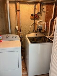 2707 Fairdale Ter #NA - Photo 2 of 16