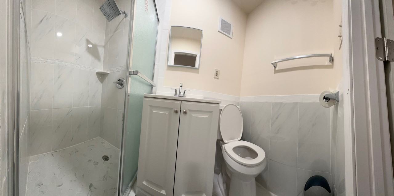 Br #1080 - Photo 5 of 9