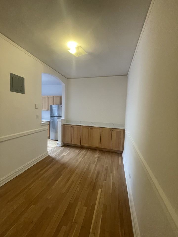 3240 Henry Hudson Pkwy #6H - Photo 7 of 14