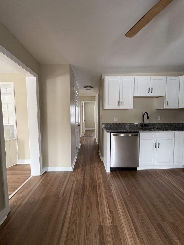 761 Derby Milford Rd #1 - Photo 2 of 11