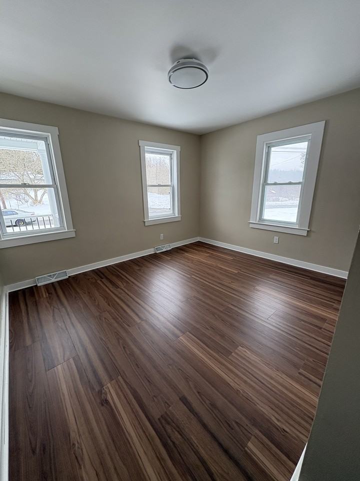 761 Derby Milford Rd #1 - Photo 7 of 11