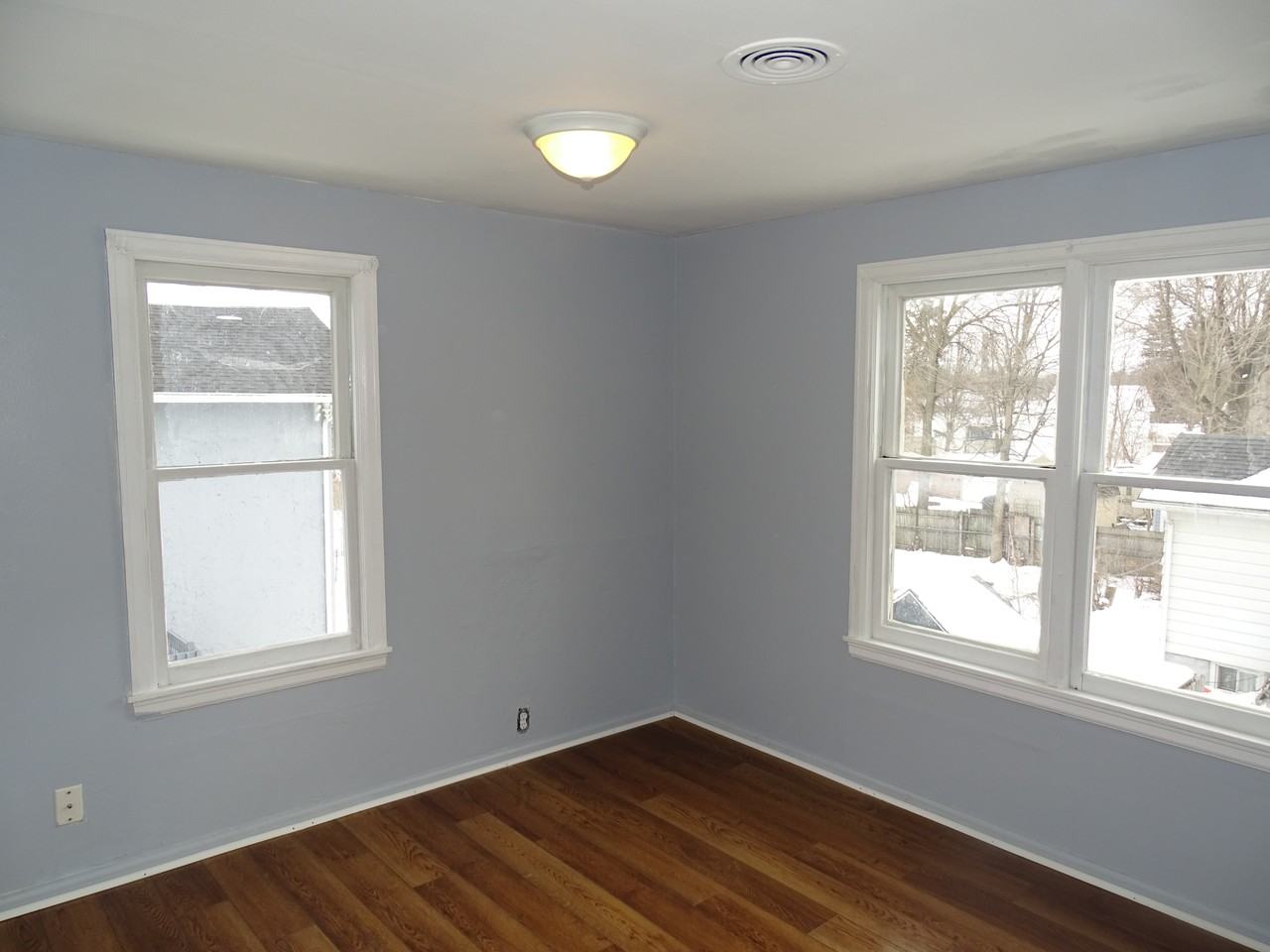 635 W Maumee St #2 - Photo 5 of 11