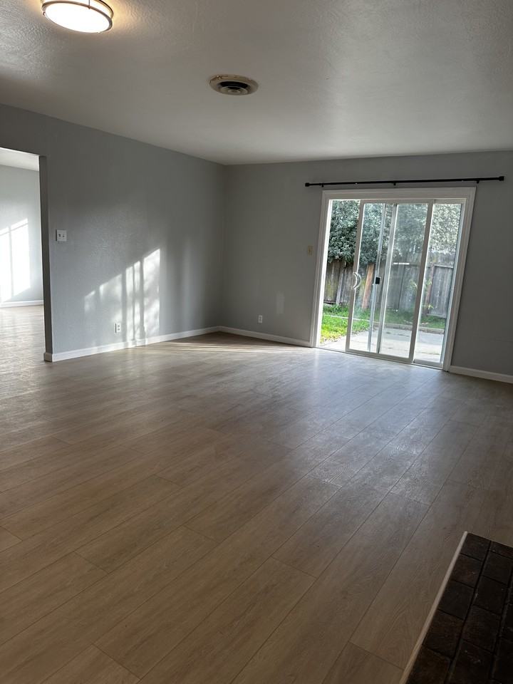 1600 60th Ave #NA - Photo 6 of 14