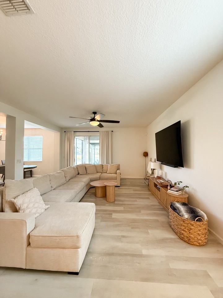 3258 Stratton Cir #NA - Photo 2 of 15