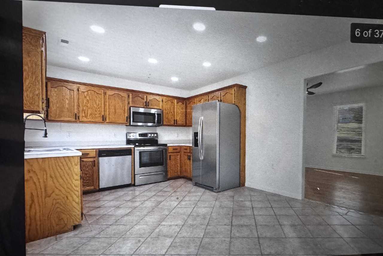 136 Shamrock Circle Dr #NA - Photo 5 of 11