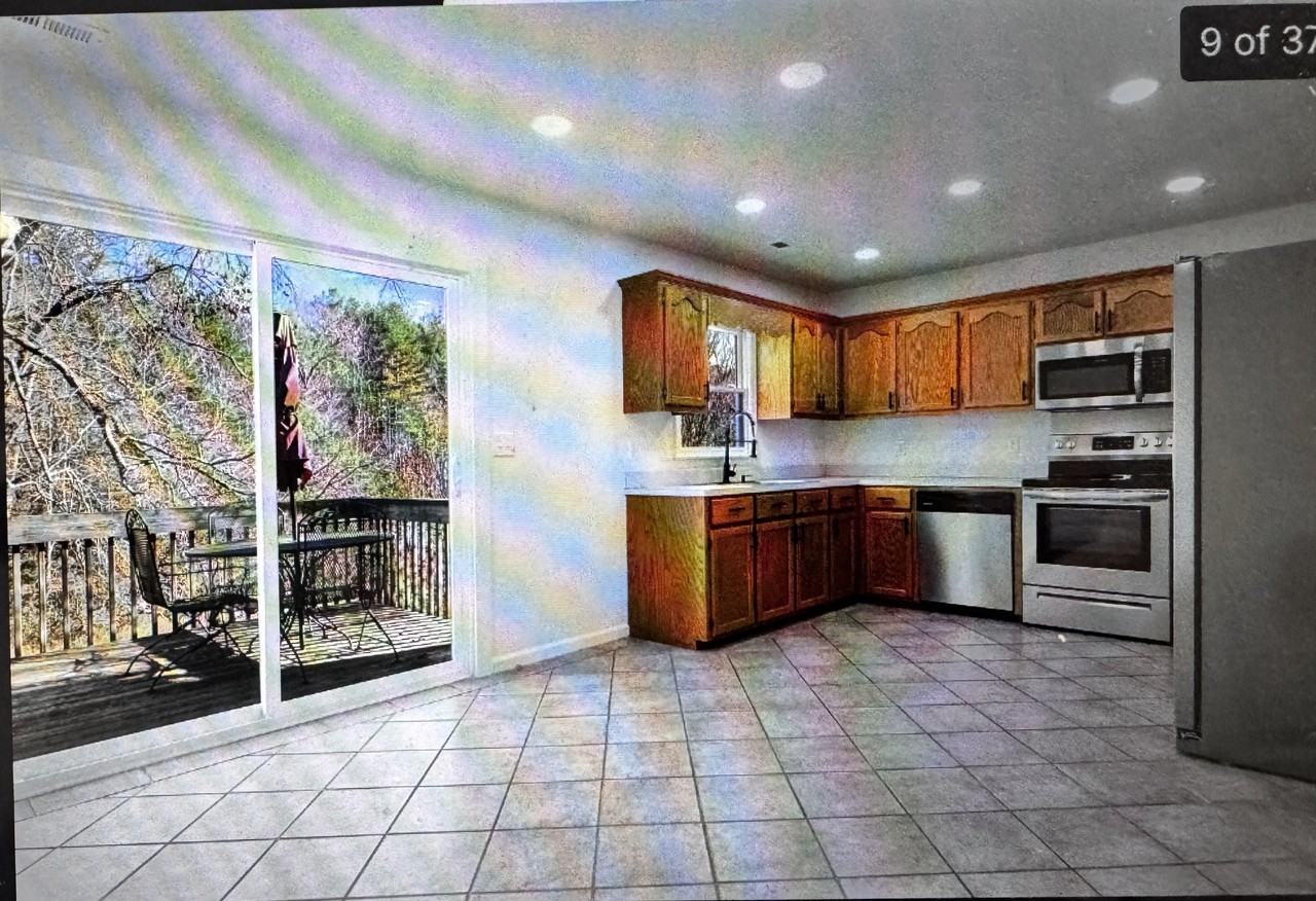 136 Shamrock Circle Dr #NA - Photo 6 of 11