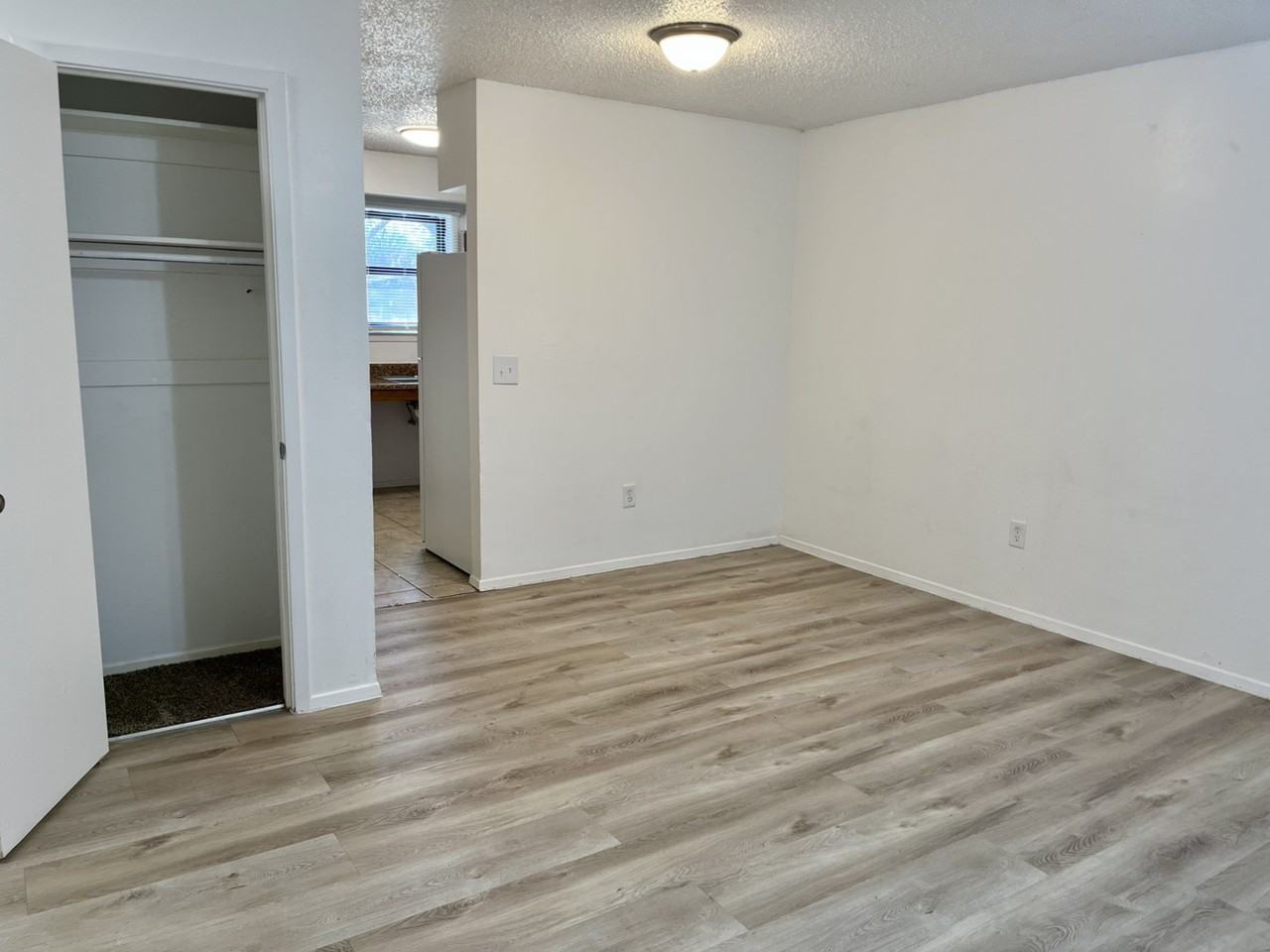 939 Lbj Dr #NA - Photo 3 of 14