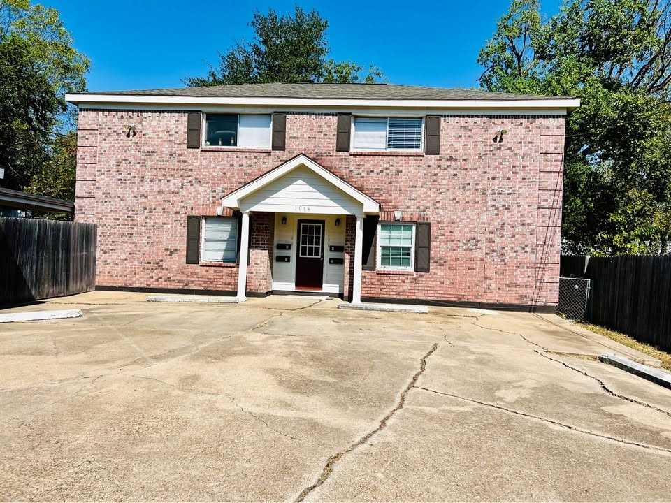 1014 E 23rd St #3 - Photo 6 of 6