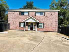 1014 E 23rd St #3 - Photo 1 of 1