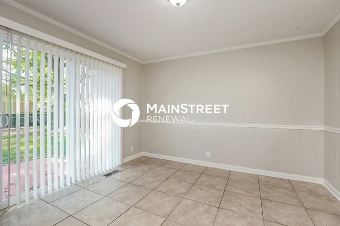 7925 Stallion Dr - Photo 5 of 16