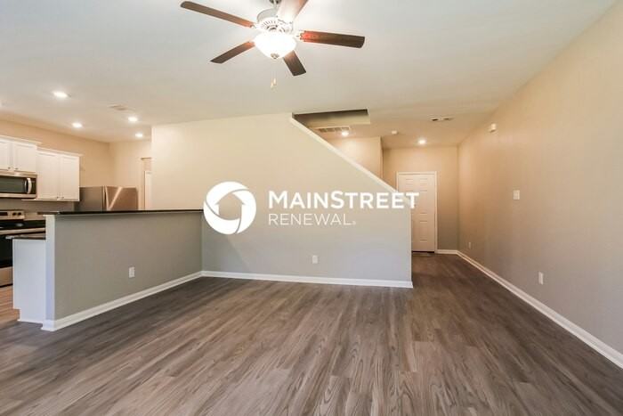 27064 Leonardo Dr - Photo 4 of 17