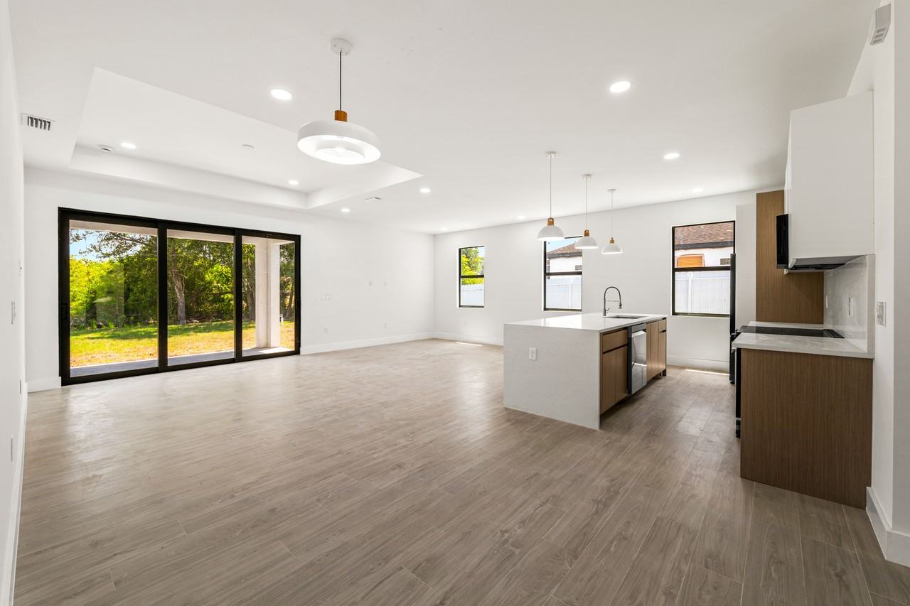 3203 18th St W #NA - Photo 3 of 25