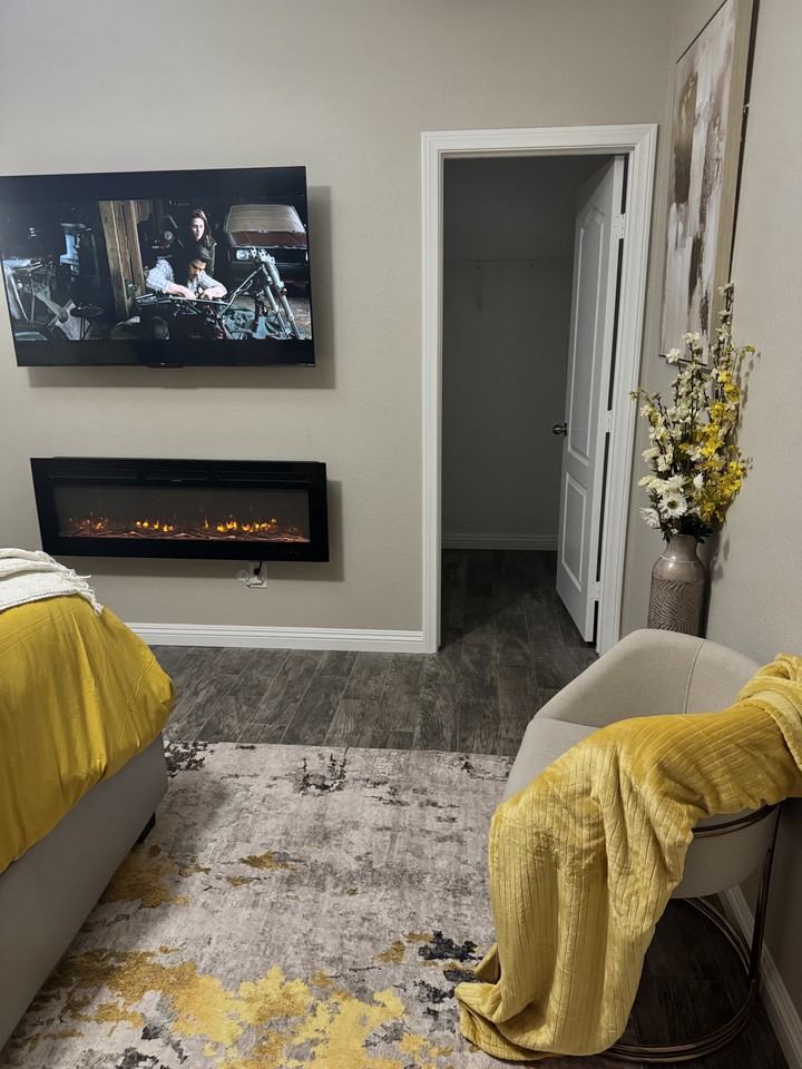 9049 Boston Springs Ave #NA - Photo 4 of 8