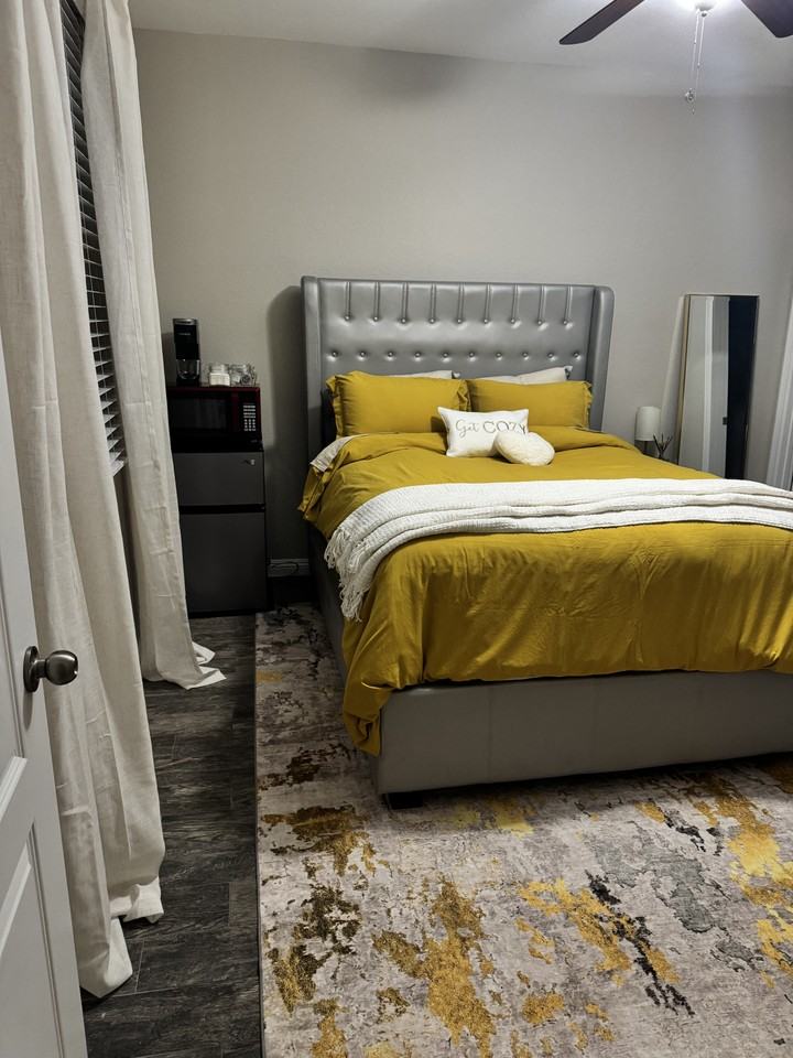 9049 Boston Springs Ave #NA - Photo 5 of 8