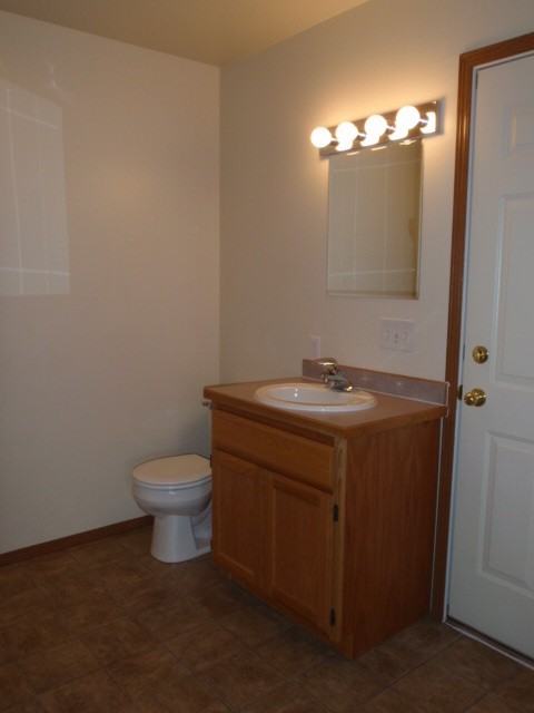 2410 Leo Ave #A - Photo 4 of 14