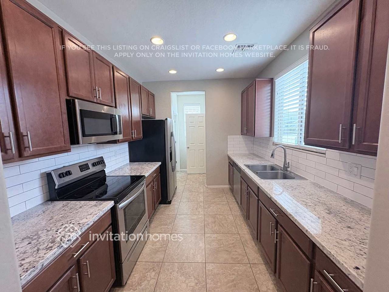 545 N Ranger Trl - Photo 6 of 17