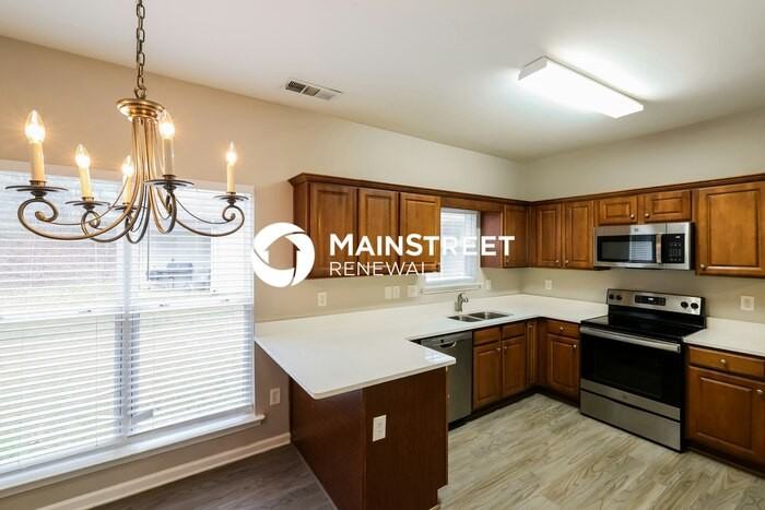 12879 Woodland Park Cir - Photo 7 of 15