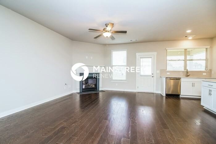 853 Sapphire Dr - Photo 4 of 17