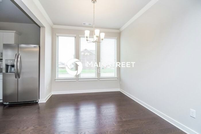 853 Sapphire Dr - Photo 5 of 17