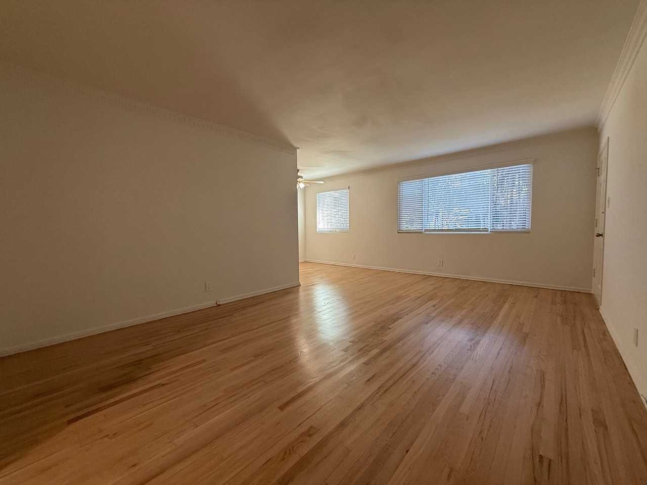 3186-92 Barrington Avenue, - Photo 5 of 28