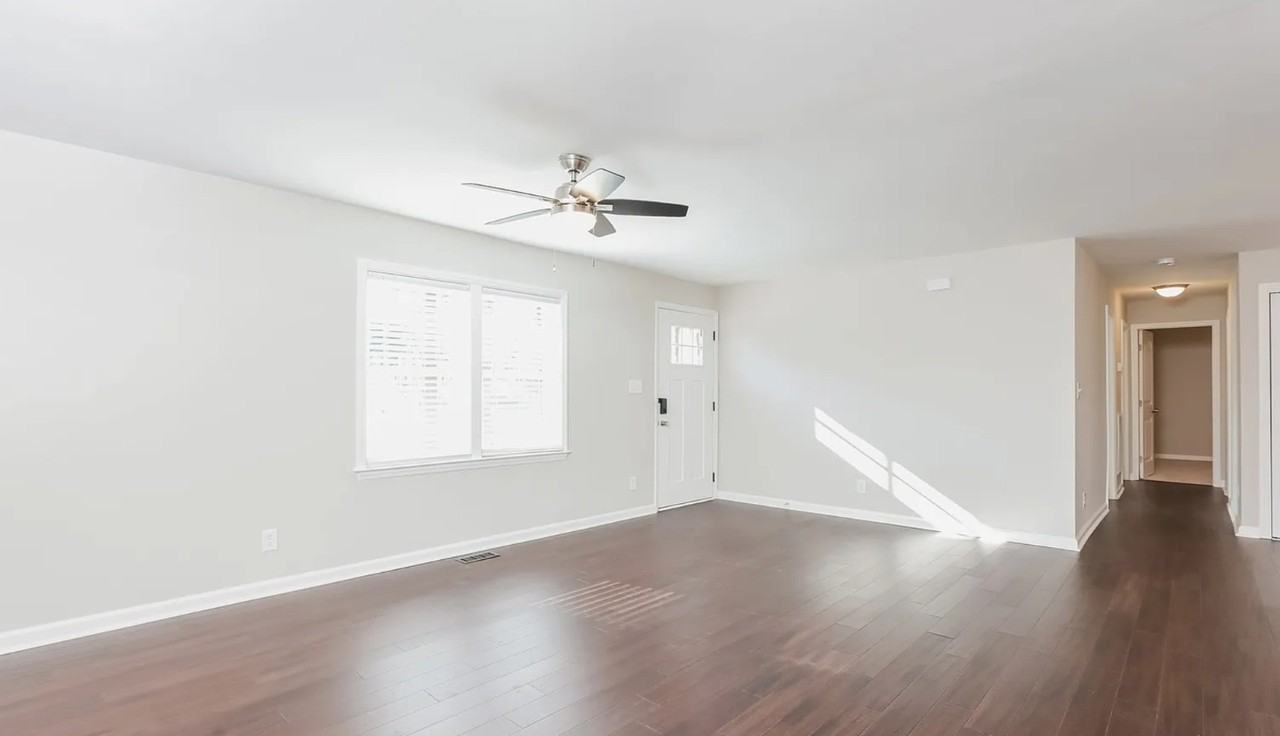 631 Hurley Rd #NA - Photo 2 of 15