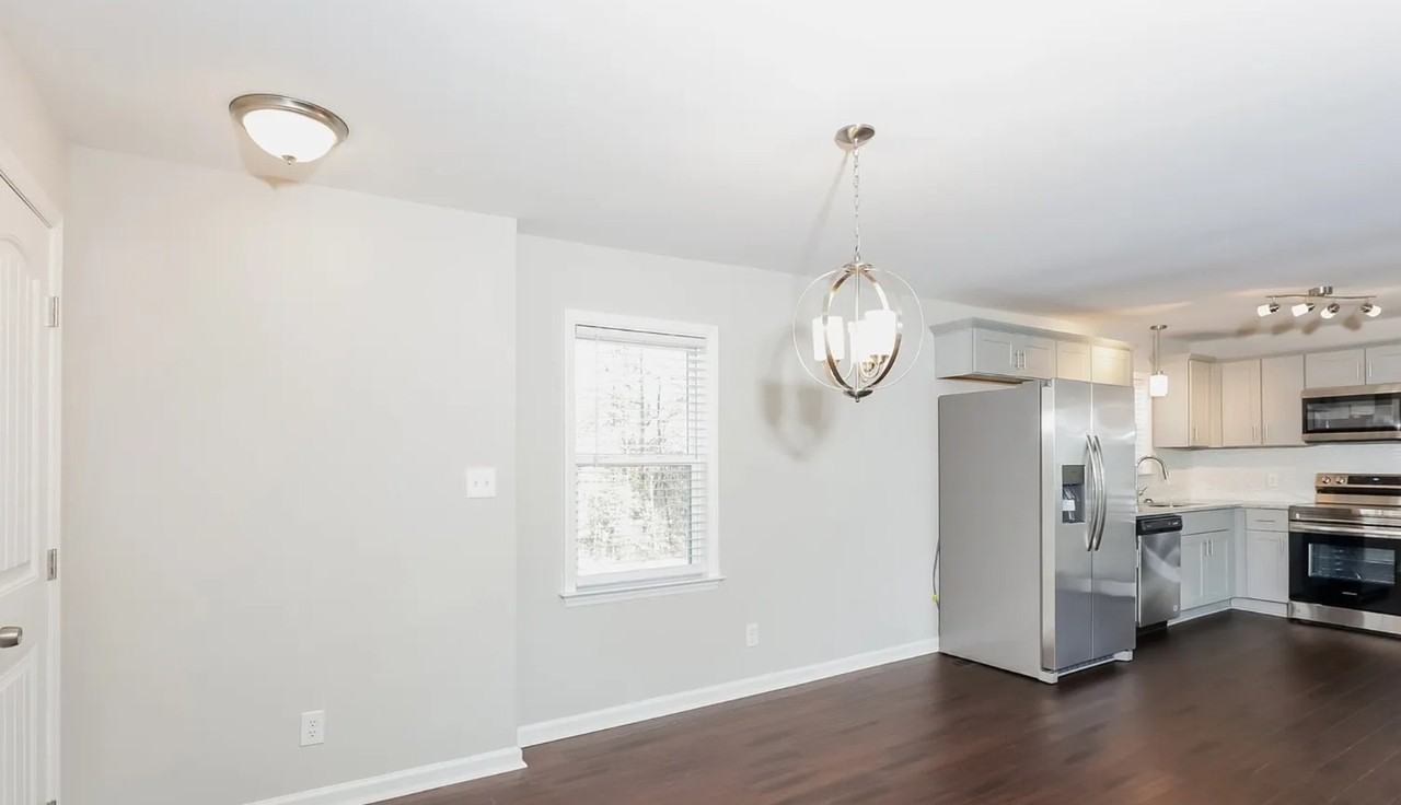 631 Hurley Rd #NA - Photo 7 of 15