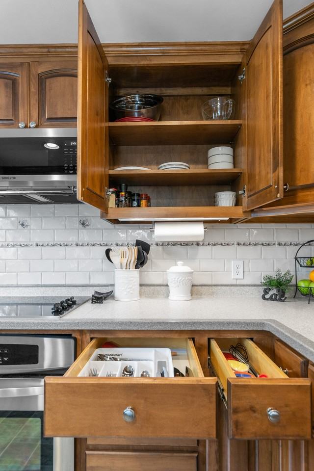 302 E Wilson Ave #NA - Photo 4 of 17