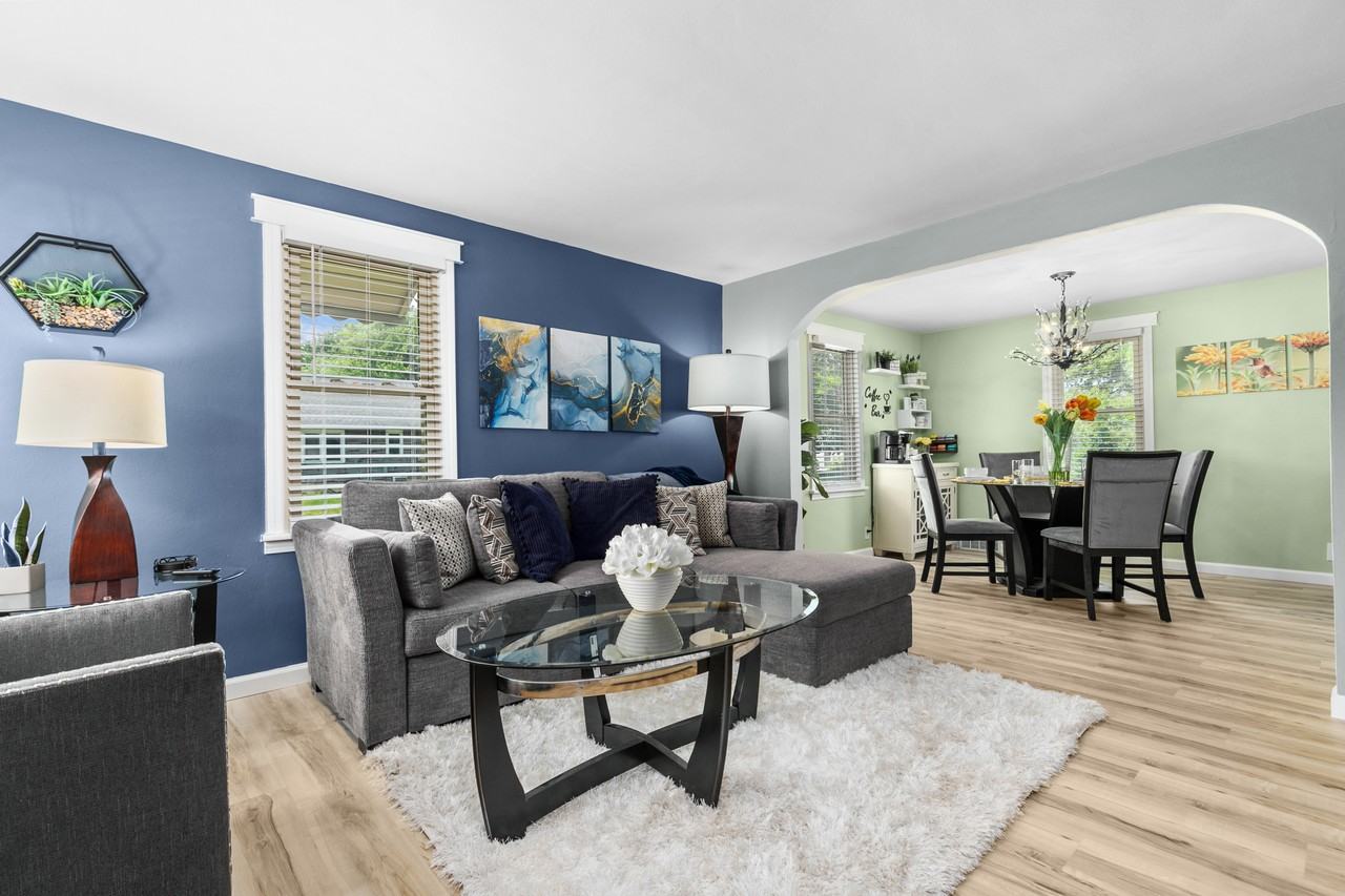 302 E Wilson Ave #NA - Photo 6 of 17