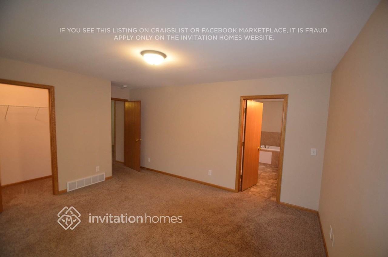 7215 Thomas Ave S - Photo 5 of 10