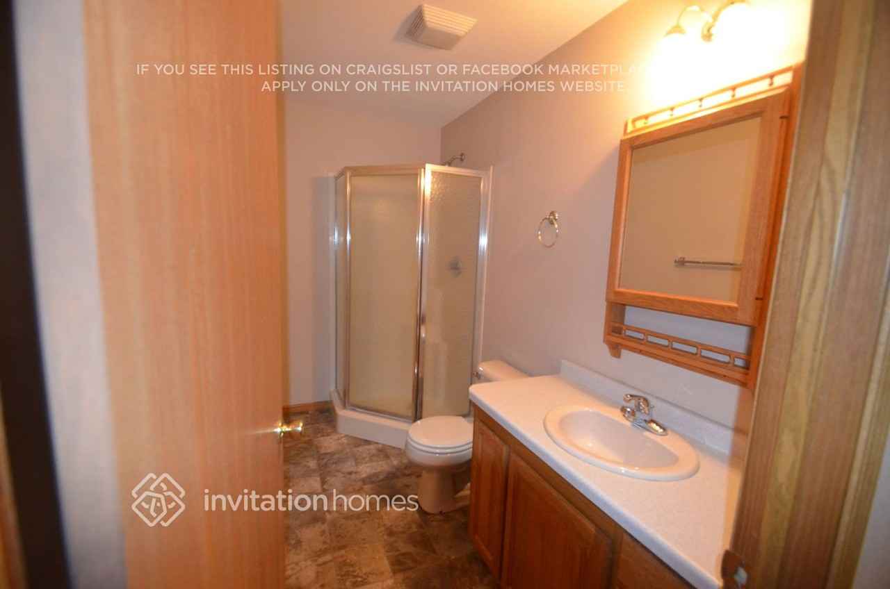 7215 Thomas Ave S - Photo 6 of 8